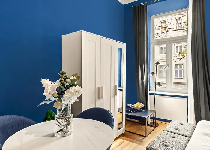 Cozy Near Metro And Shopping Street Apartamento Viena